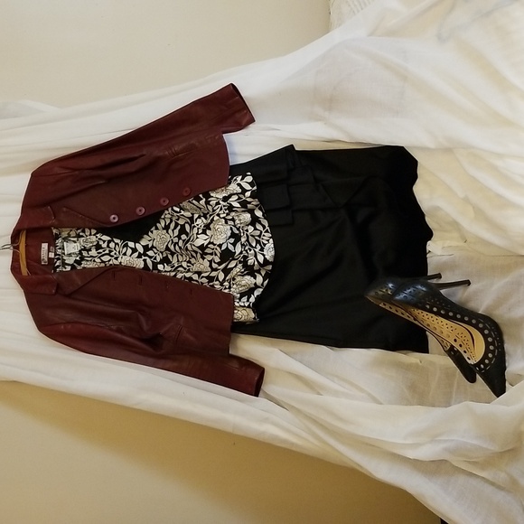 M Dressy Black Stretchy Satin Pencil Skirt - Picture 7 of 9